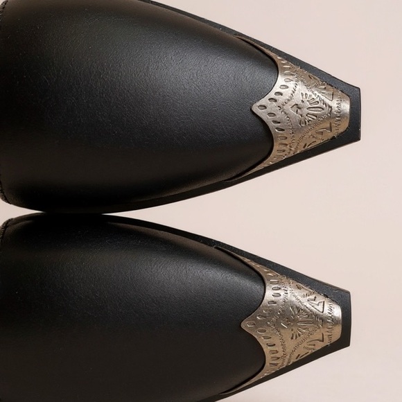 Western Etched Silver Tip Noir Block Heel Boot - Picture 3 of 11